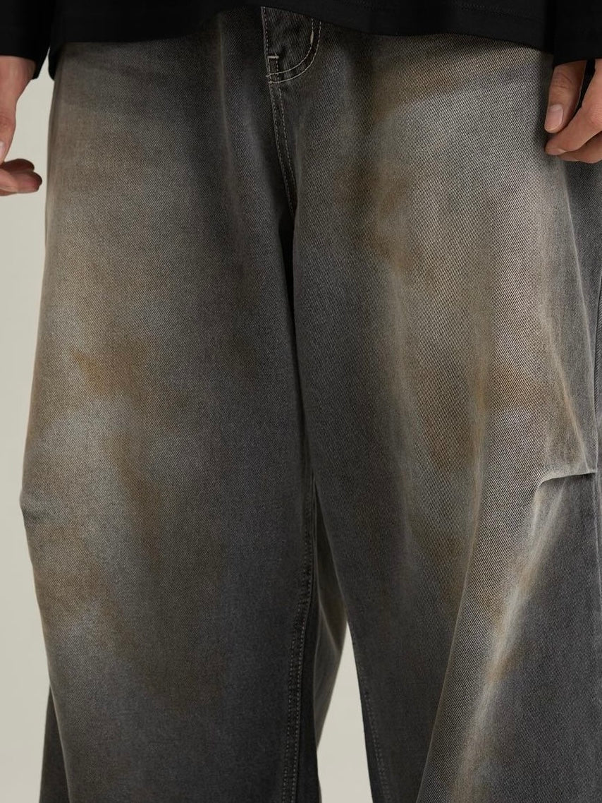 Dirty Washed Dart Jeans