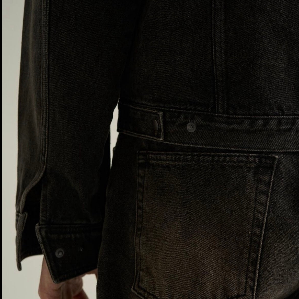 Vintage Fade Straight-Leg Denim Jeans